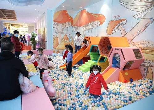 邻里有约，日用百货聚人气——走进火爆的社区邻里中心